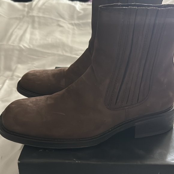 Nubuck Suede Chelsea Style Boot - Picture 5 of 7